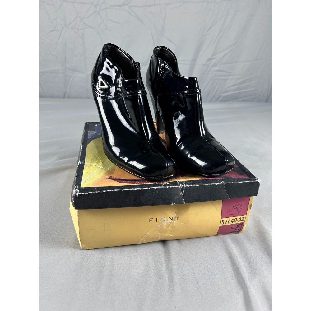Fioni‎ Womens Ankle Boots Size 6.5 Black Patent Heeled Booties Chic Minimalist